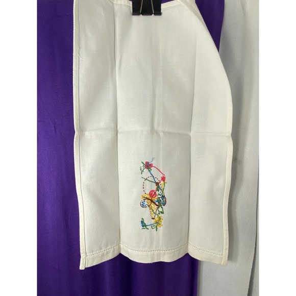 Vintage, Handmade Kitchen/Dish/Tea Towel with Hand Embroidered Flowers. - Picture 8 of 10